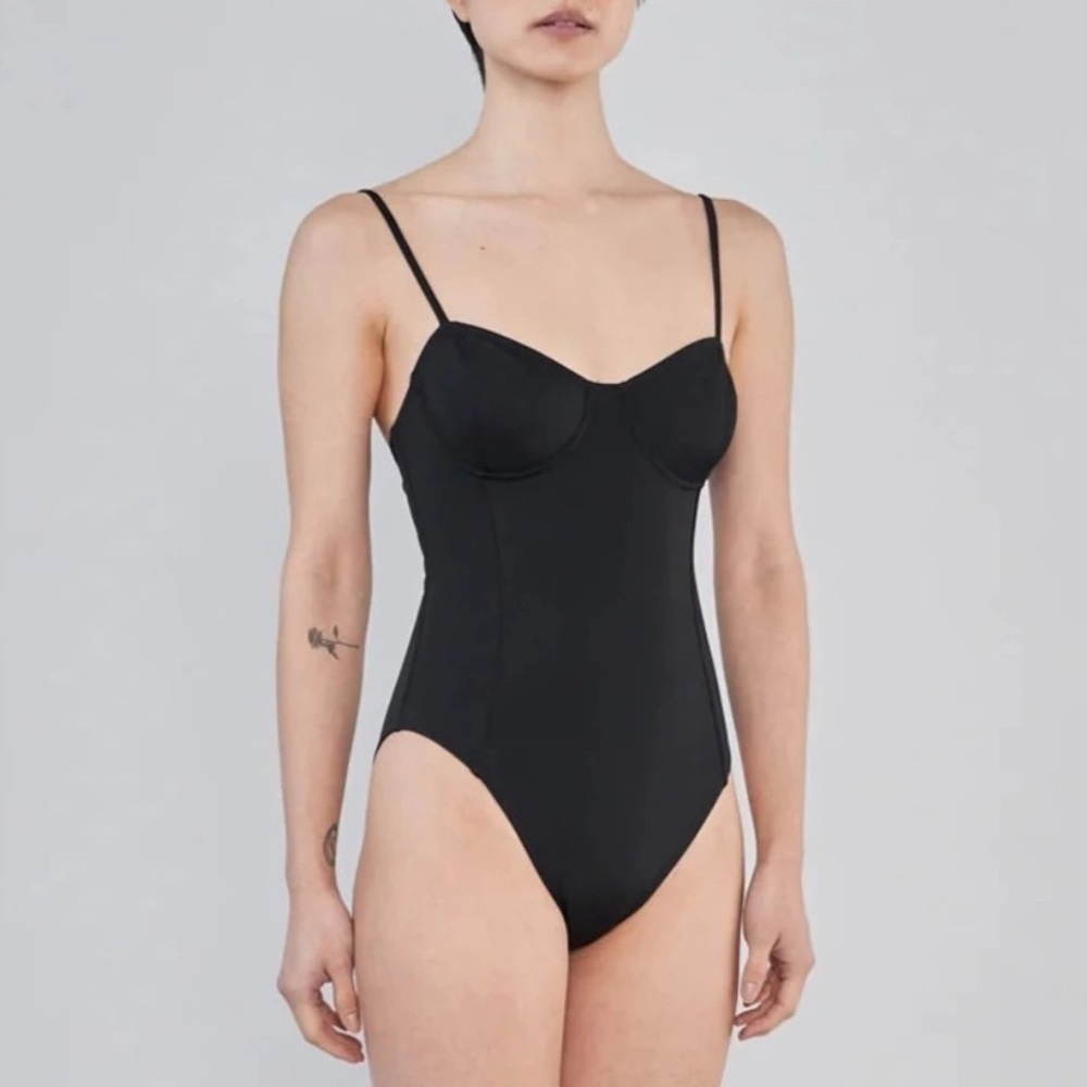 Nu Swim Harmony One Piece Swimsuit in Black sz XS 233$ - Picture 3 of 8